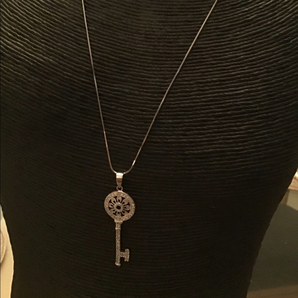 Key necklace - Picture 2 of 3